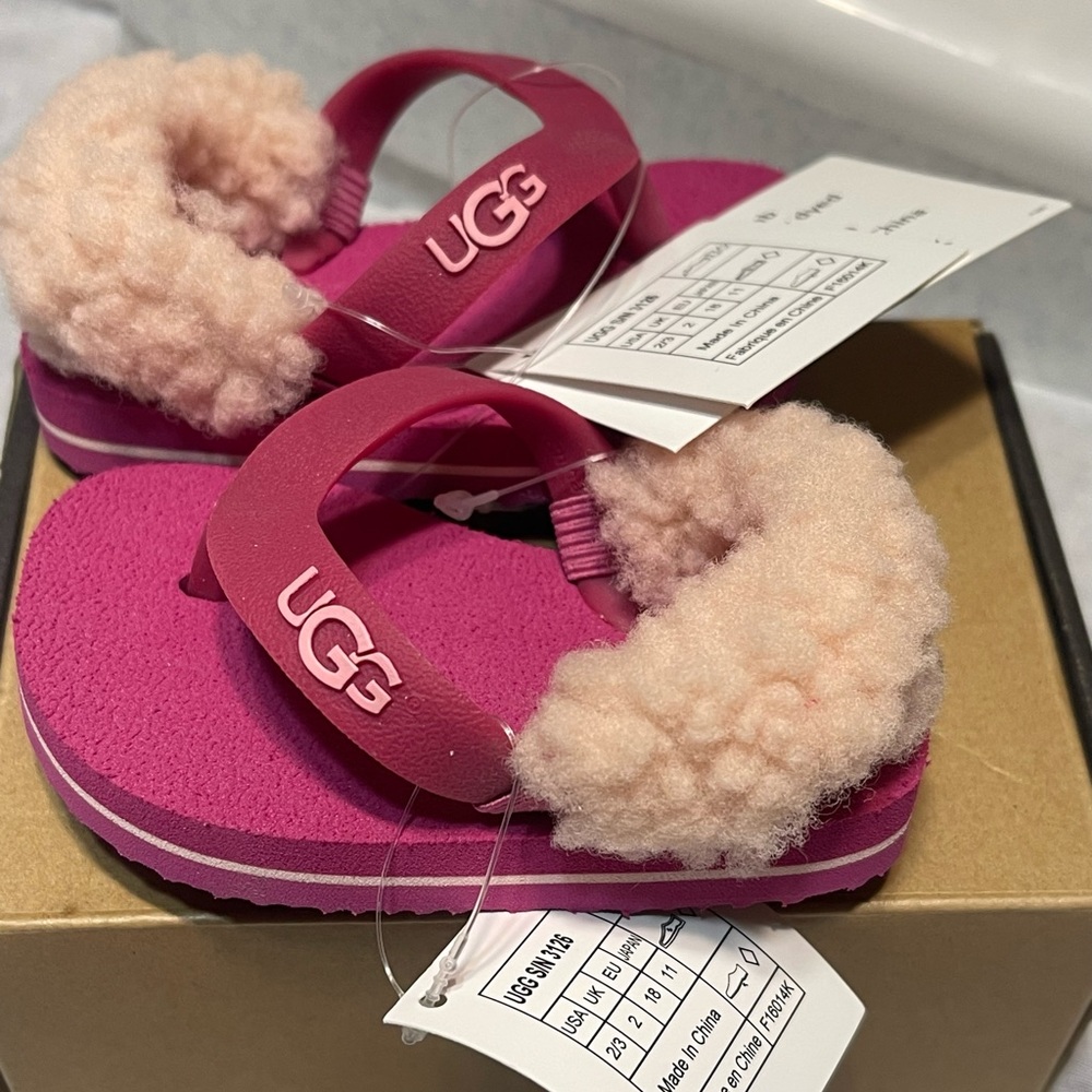 NOR Kids Pink Fluffy Sandals Size 2/3